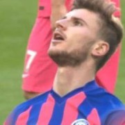  迪巴拉任意球制胜，罗马客场抢分成功  