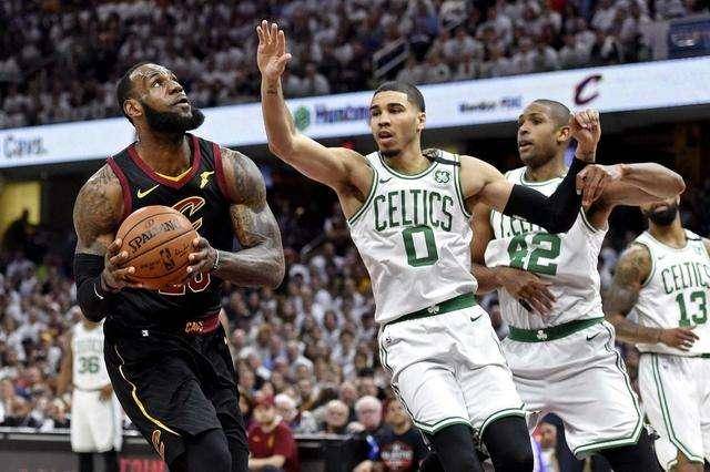  塔图姆53分绿军横扫猛龙主场  