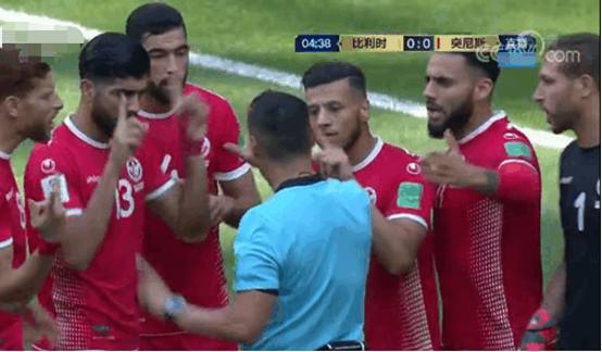  尼斯主帅赛后炮轰裁判 称争议判罚改变局势  